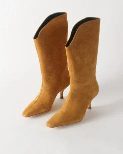 New Curved Boot Suede Tan Boots