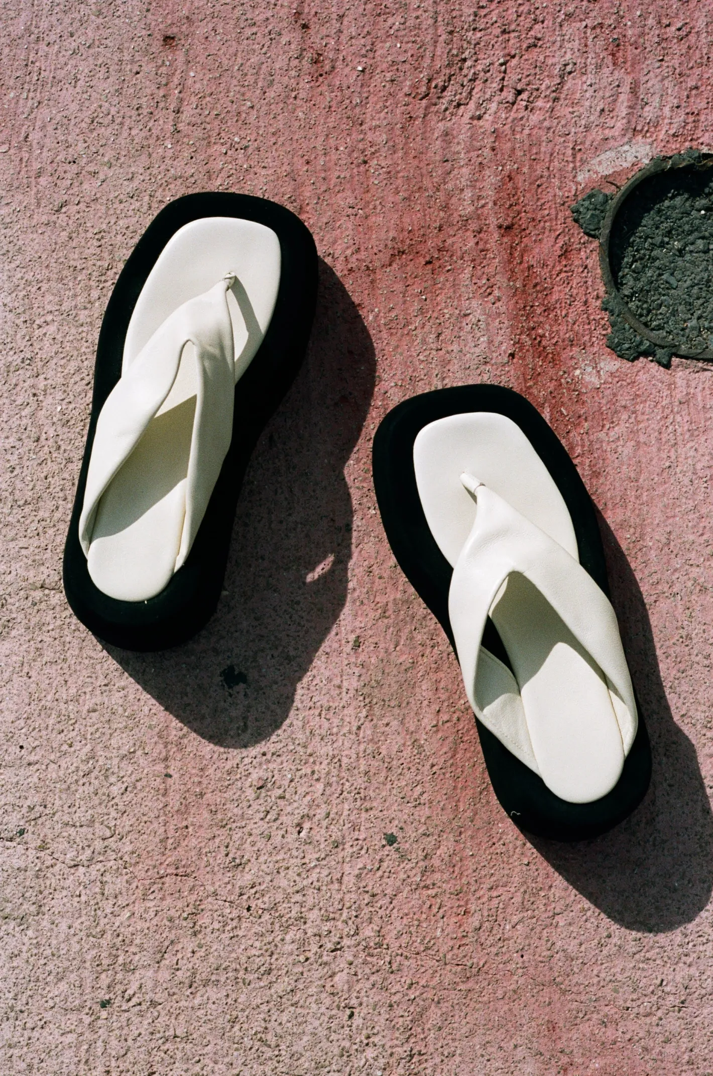 Outlet Nikki Slides Leather Nappa Ivory Flats