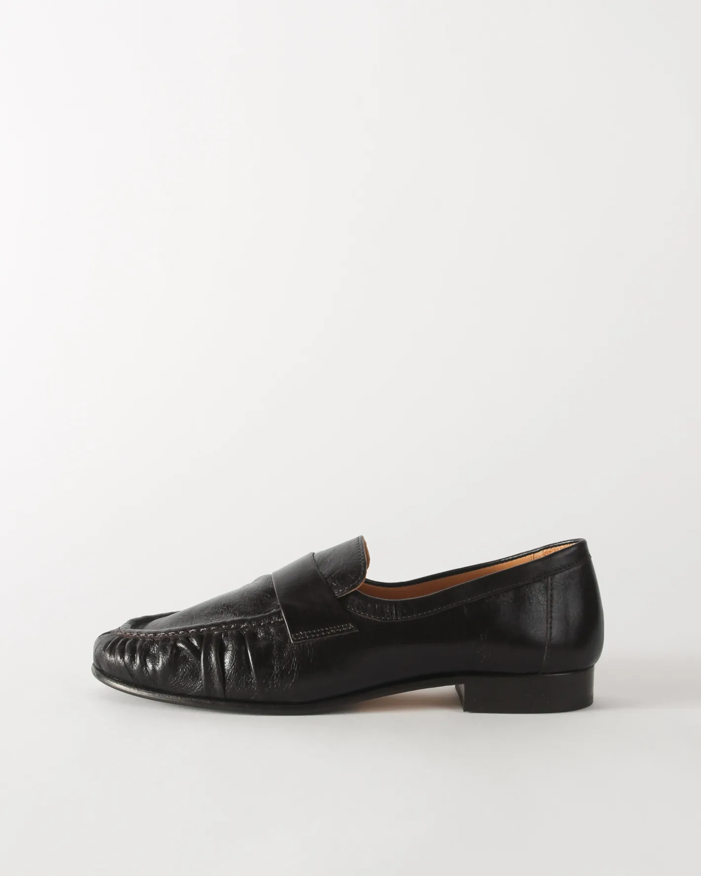 New Ruched Loafer Leather Black Flats